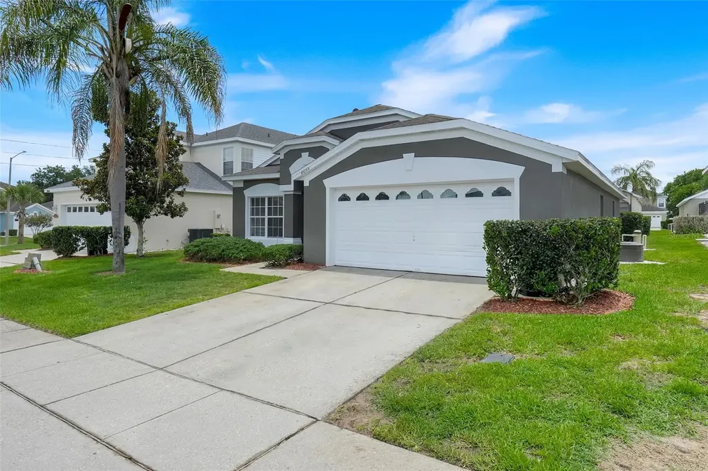 8055 King Palm Circle Kissimmee FL 34747