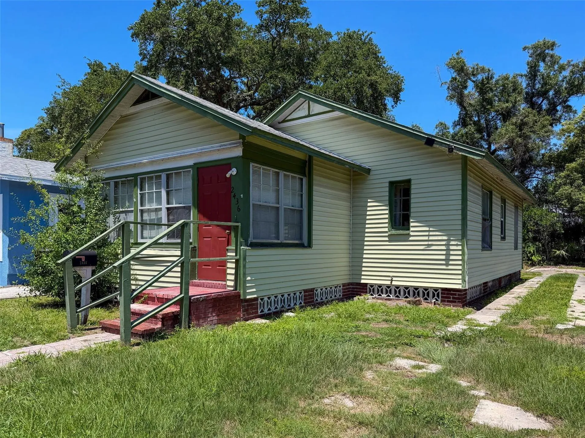 2436 10th Street S St Petersburg FL 33705