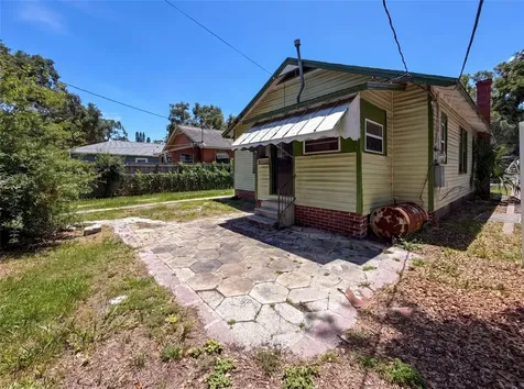 2436 10th Street S St Petersburg FL 33705