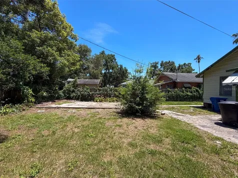 2436 10th Street S St Petersburg FL 33705