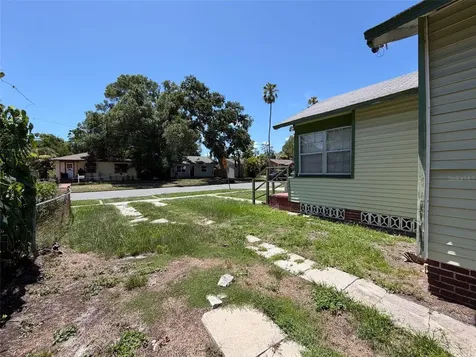 2436 10th Street S St Petersburg FL 33705