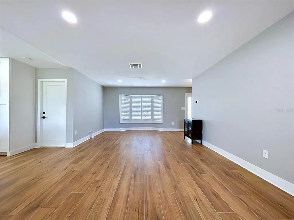 381 Westwinds Drive Palm Harbor FL 34683