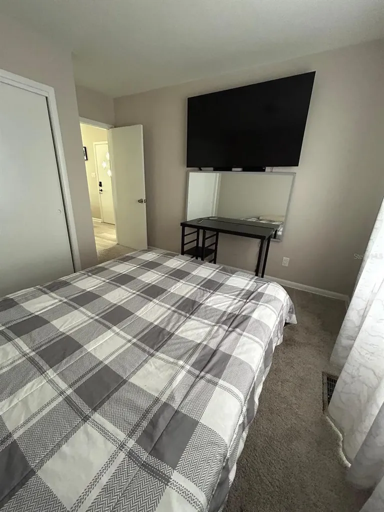 9229 Overlook Drive Tampa FL 33617
