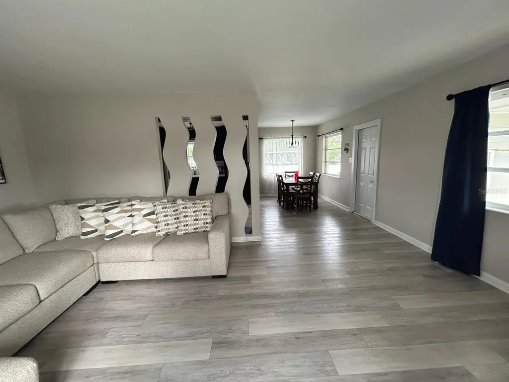9229 Overlook Drive Tampa FL 33617