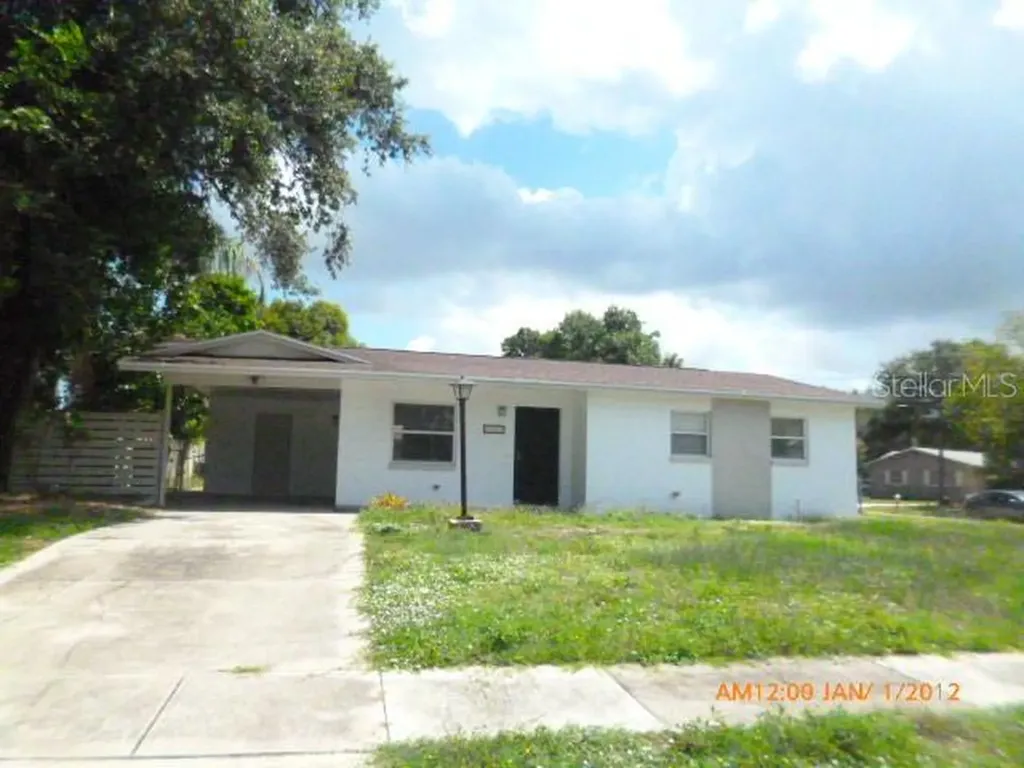 11013 Temple Avenue Seminole FL 33772