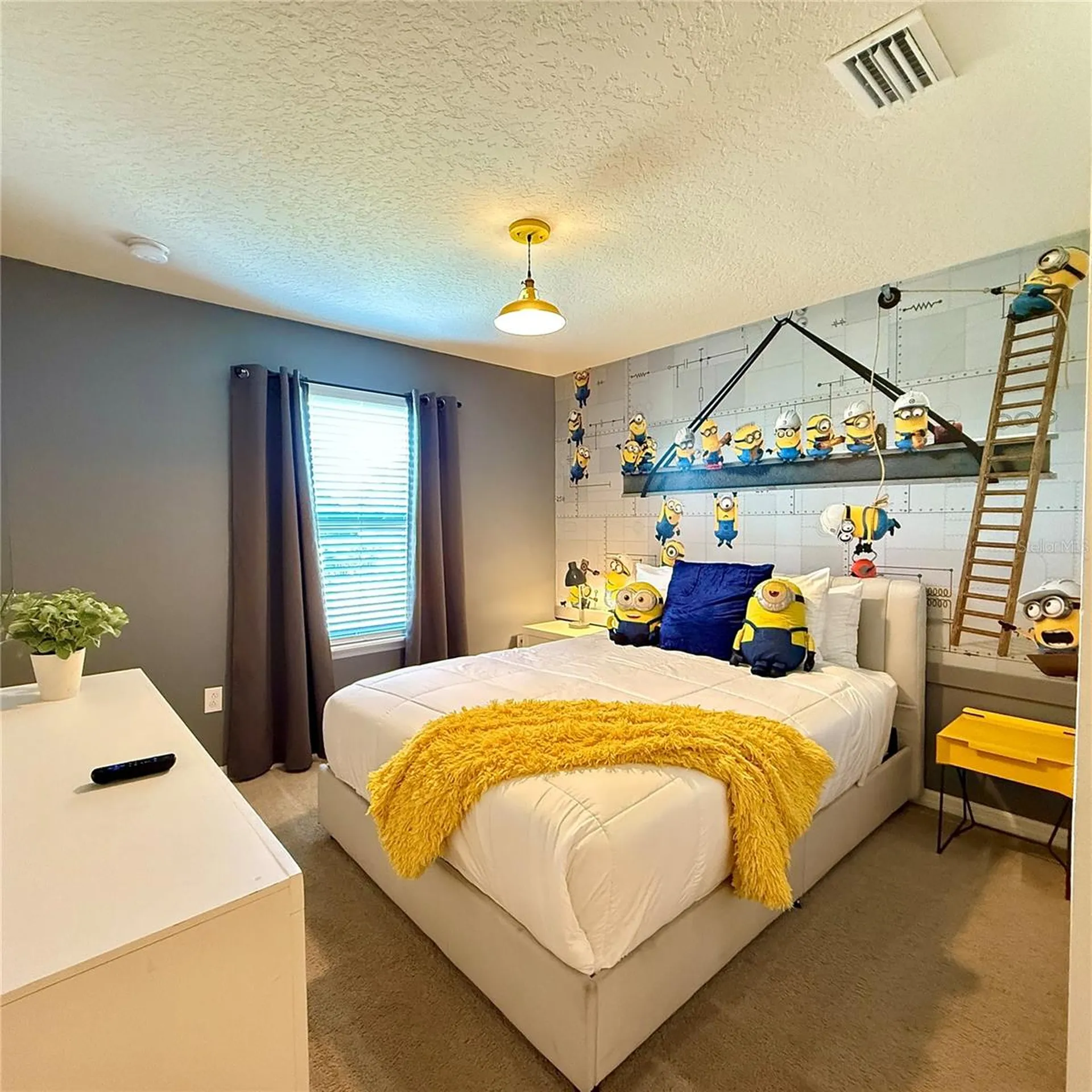 2414 Dubai Street Kissimmee FL 34747