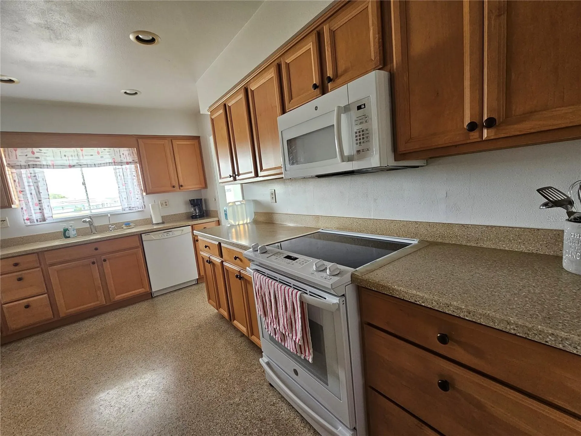 1703 Amhurst Circle Sun City Center FL 33573