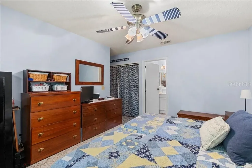 7816 Bitternut Court Orlando FL 32810