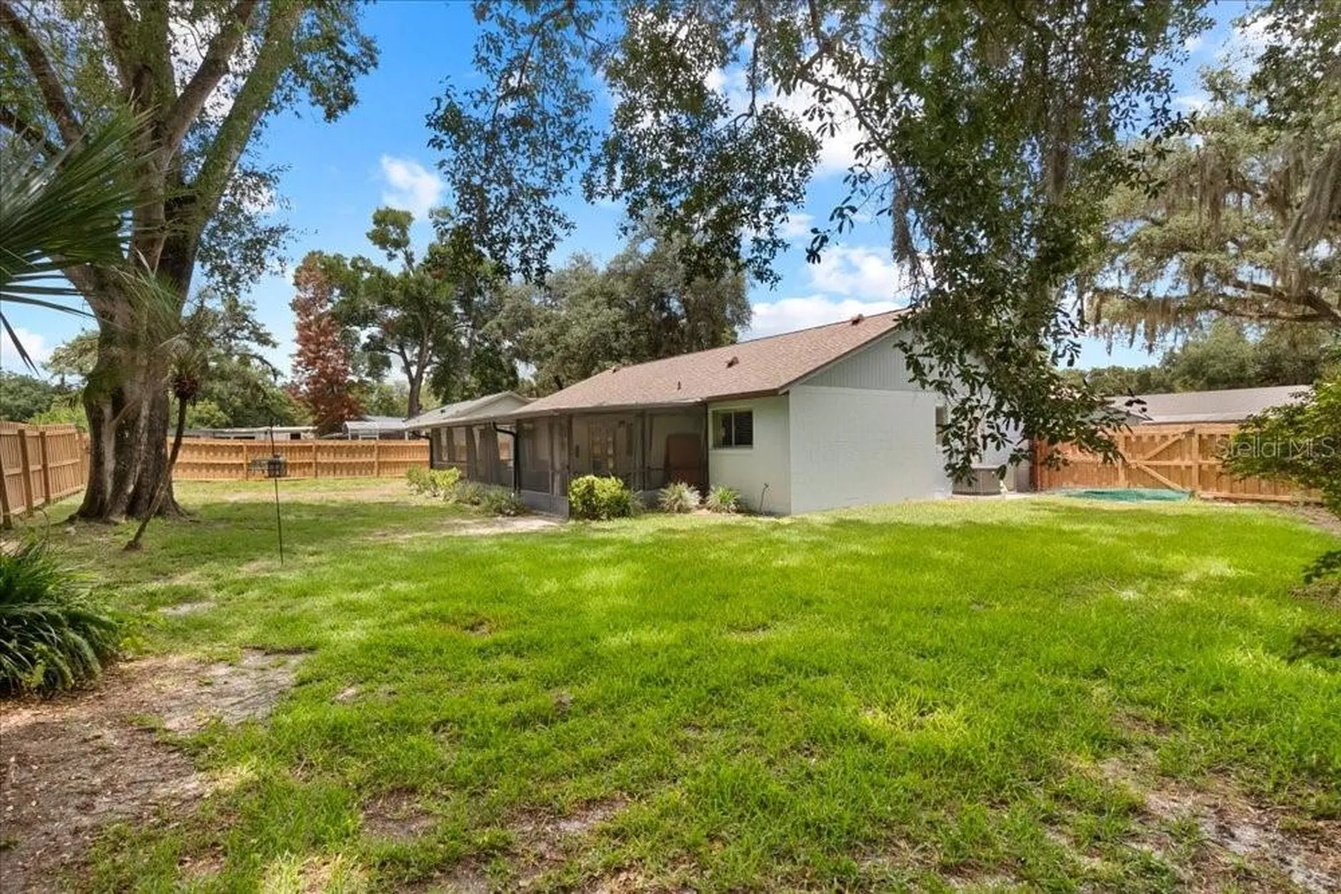 7816 Bitternut Court Orlando FL 32810