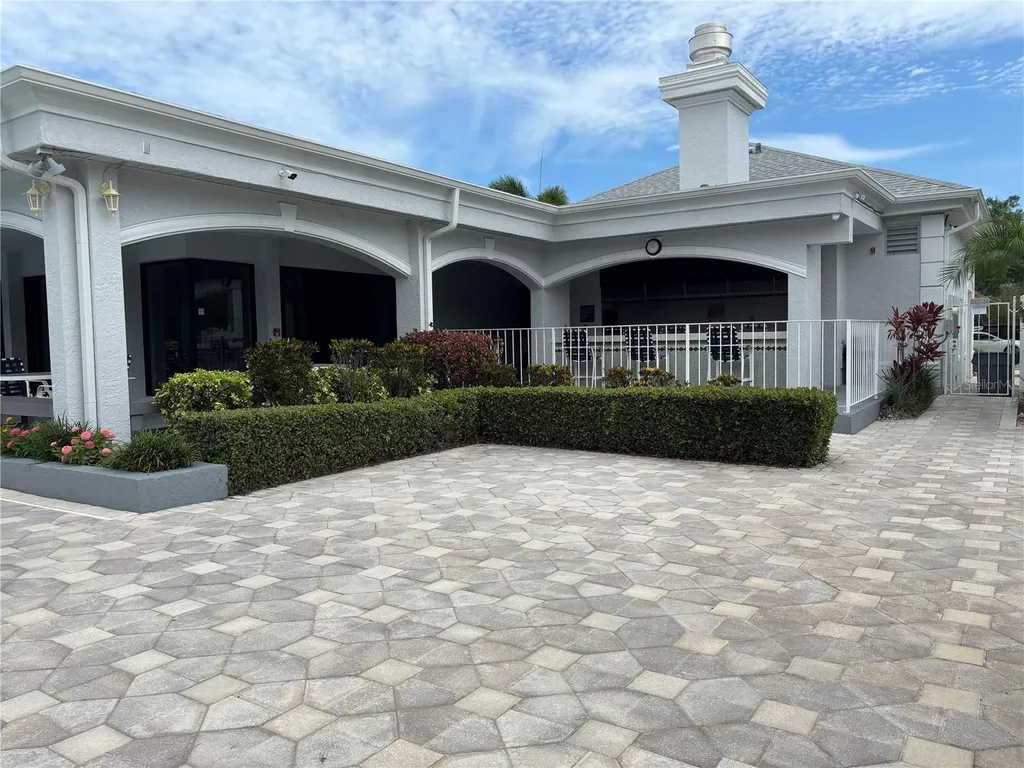 2333 Feather Sound Drive Clearwater FL 33762