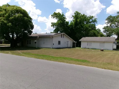 5714 19th Street Zephyrhills FL 33542