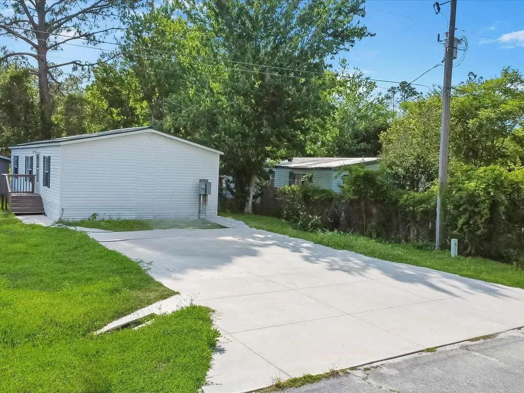 54735 Williams Street Astor FL 32102