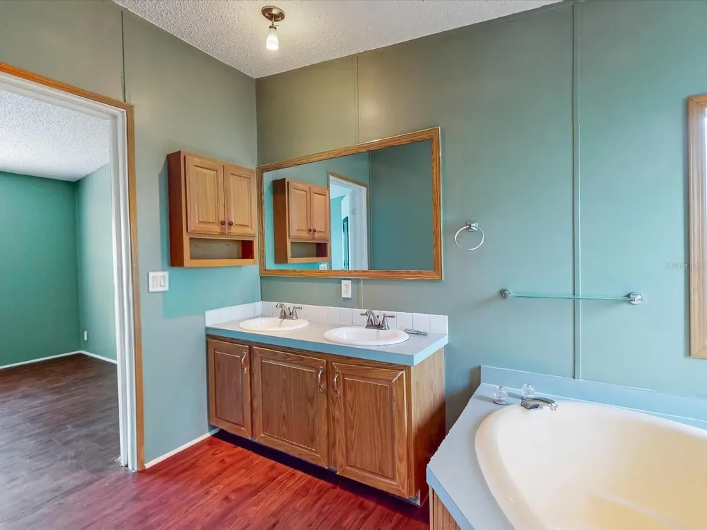 54735 Williams Street Astor FL 32102
