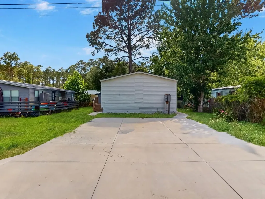 54735 Williams Street Astor FL 32102