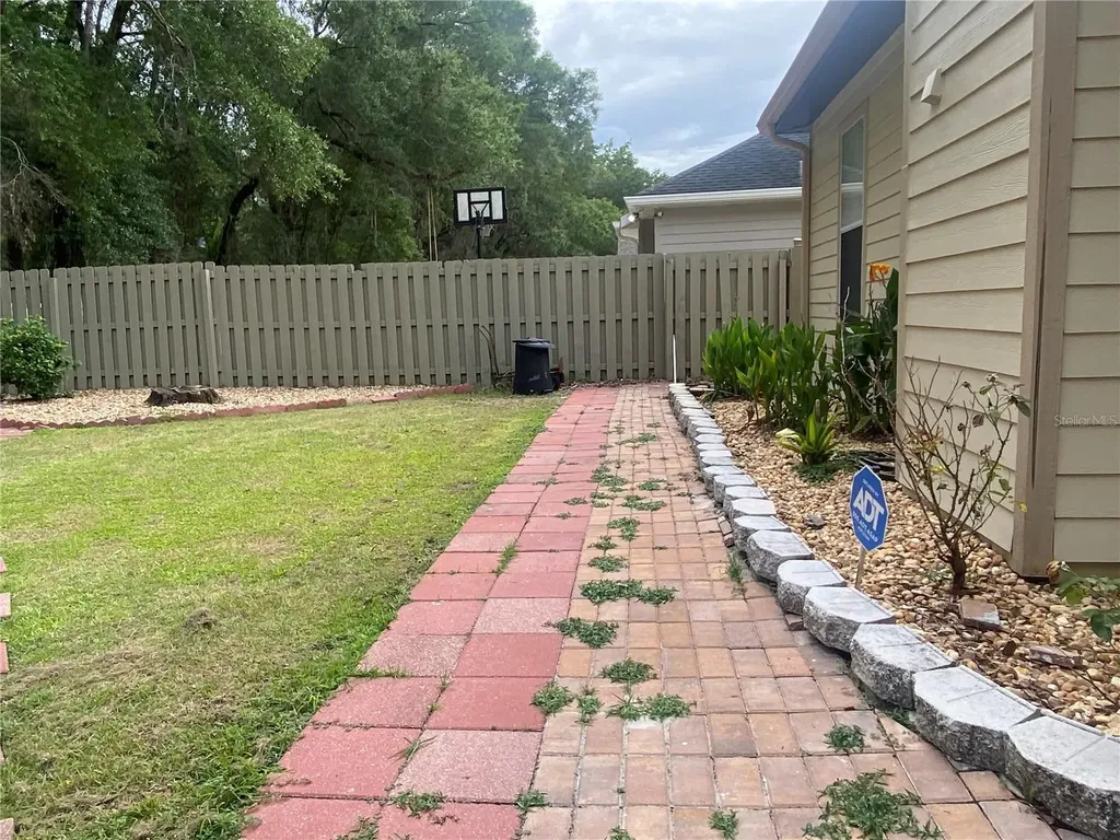 8389 SW 80th Place Gainesville FL 32608