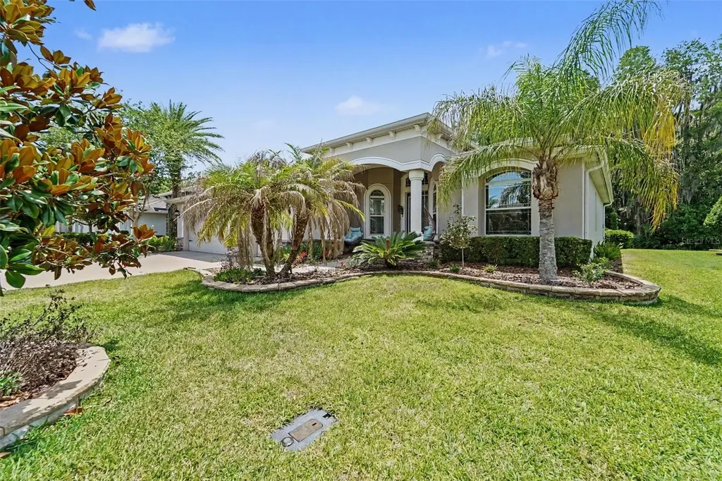 10202 Hyannisport Loop San Antonio FL 33576