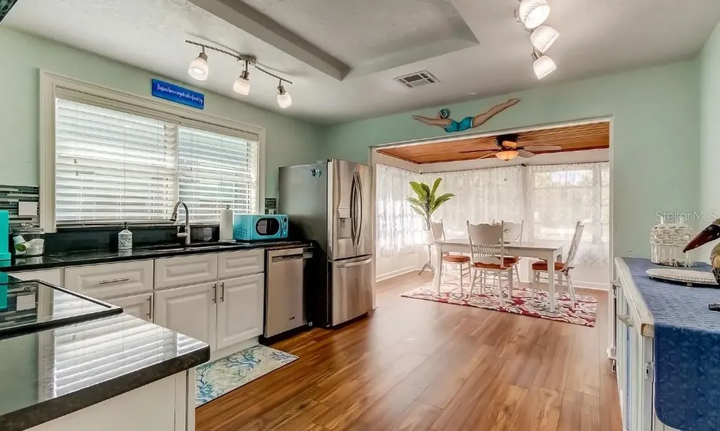 1226 Sedeeva Circle S Clearwater FL 33755