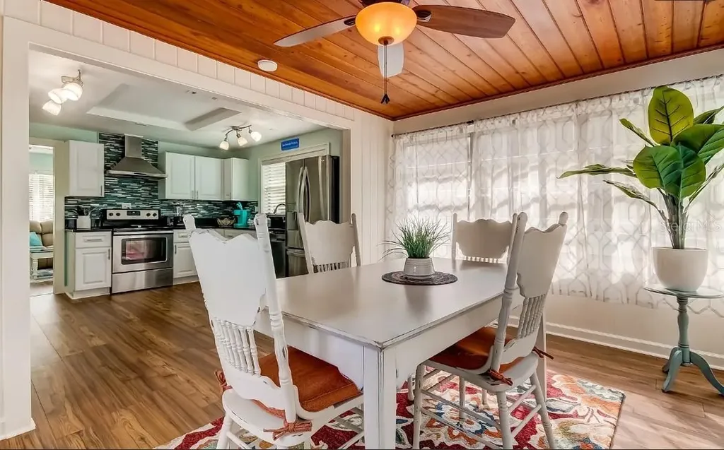 1226 Sedeeva Circle S Clearwater FL 33755