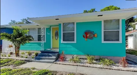 1226 Sedeeva Circle S Clearwater FL 33755
