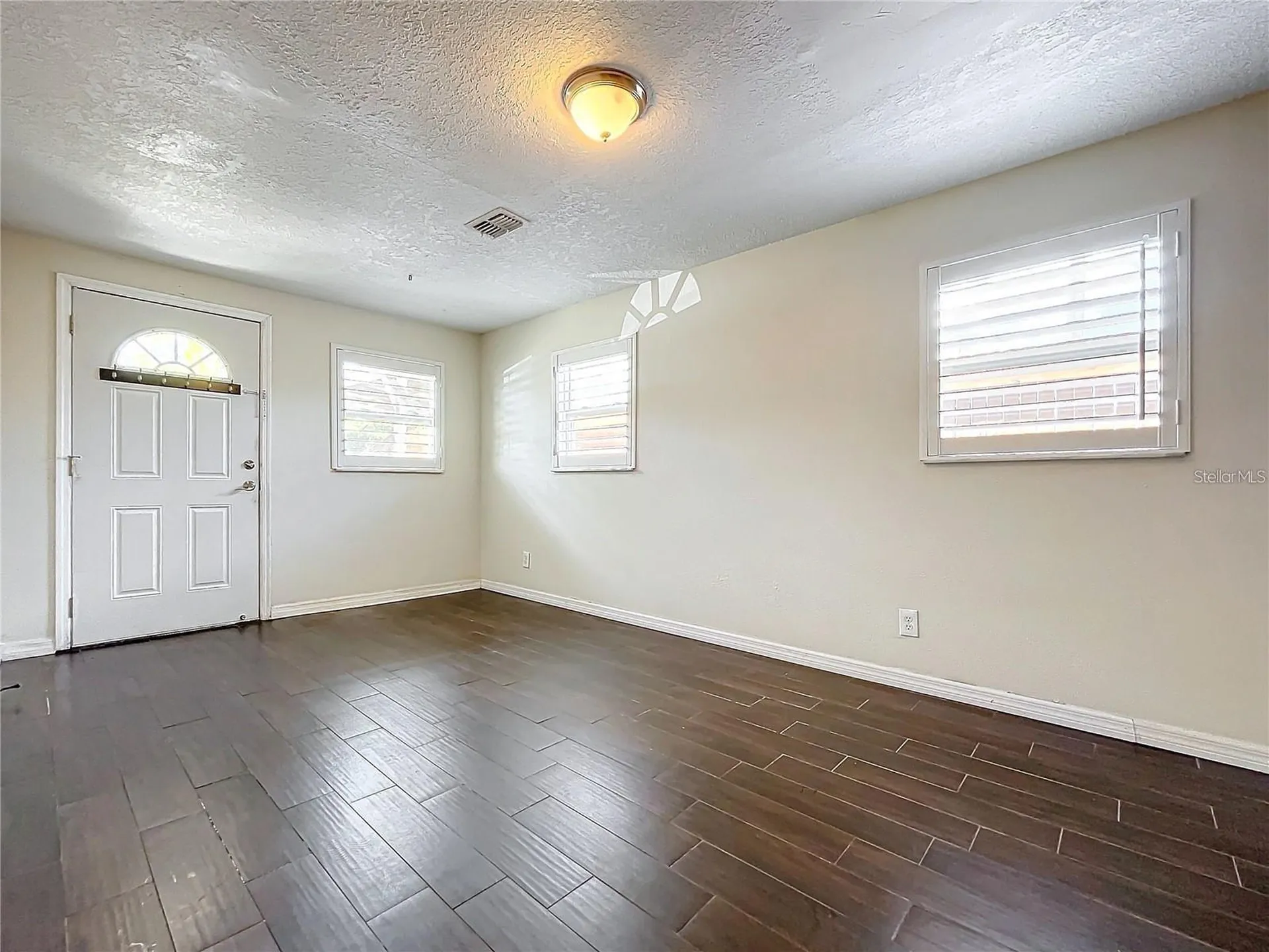 33 S Ortman Drive Orlando FL 32805