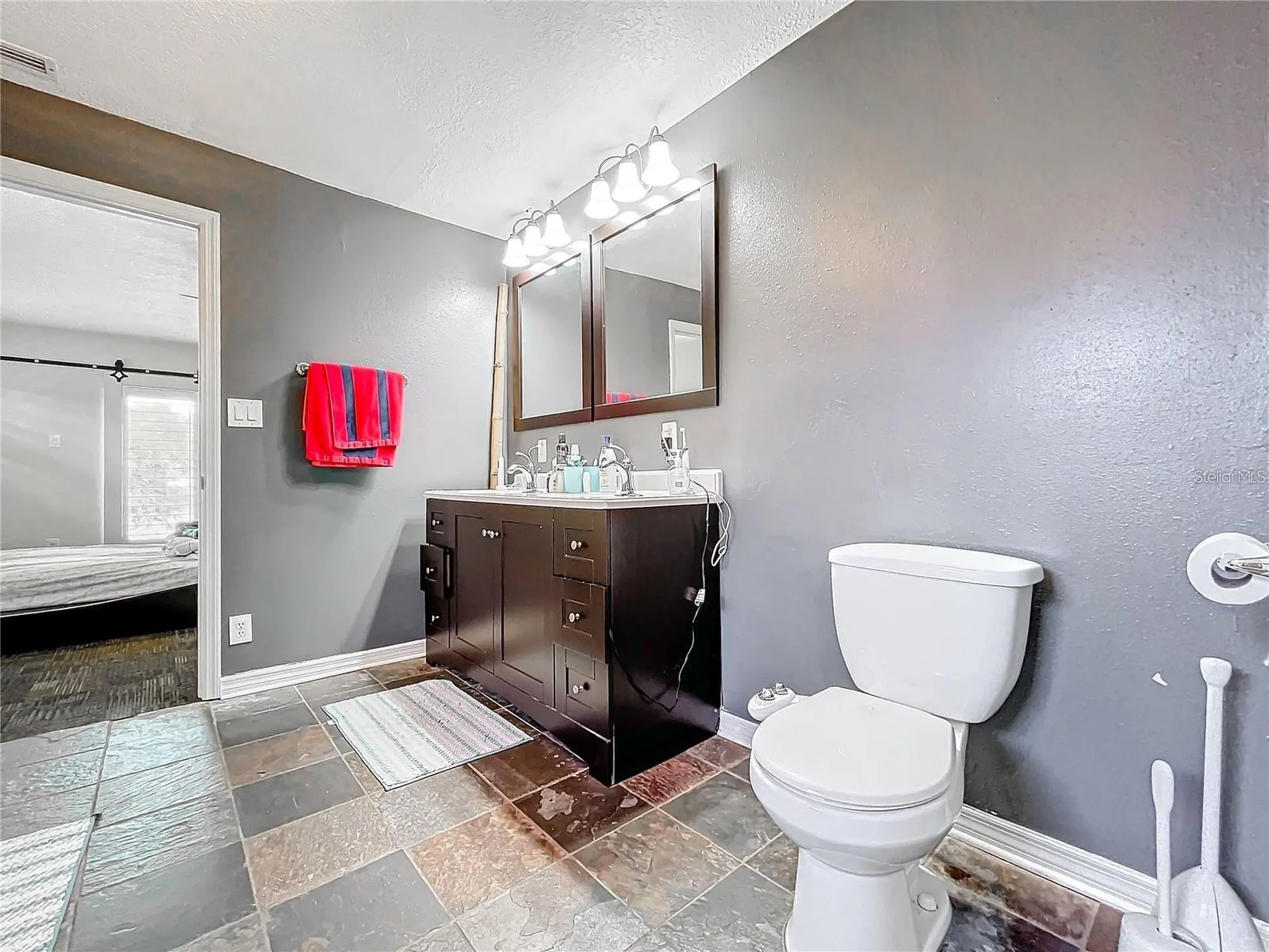 33 S Ortman Drive Orlando FL 32805