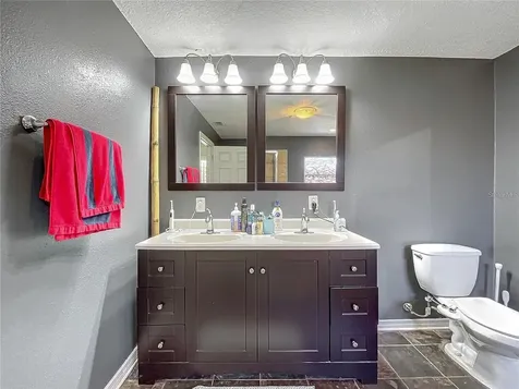 33 S Ortman Drive Orlando FL 32805
