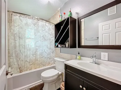 33 S Ortman Drive Orlando FL 32805