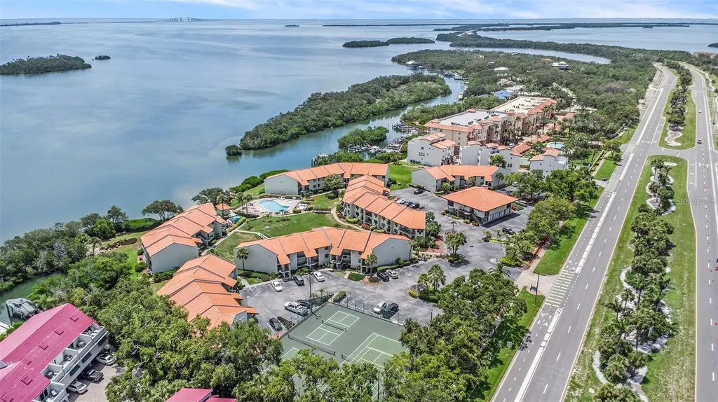 1515 Pinellas Bayway S St Petersburg FL 33715