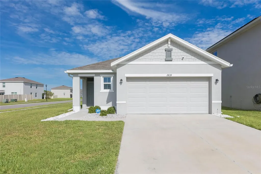 2839 Maiden Grass Isle Wesley Chapel FL 33543