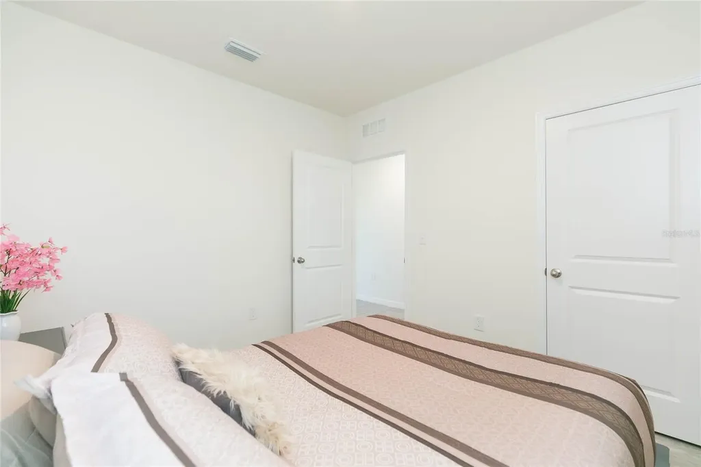 2839 Maiden Grass Isle Wesley Chapel FL 33543