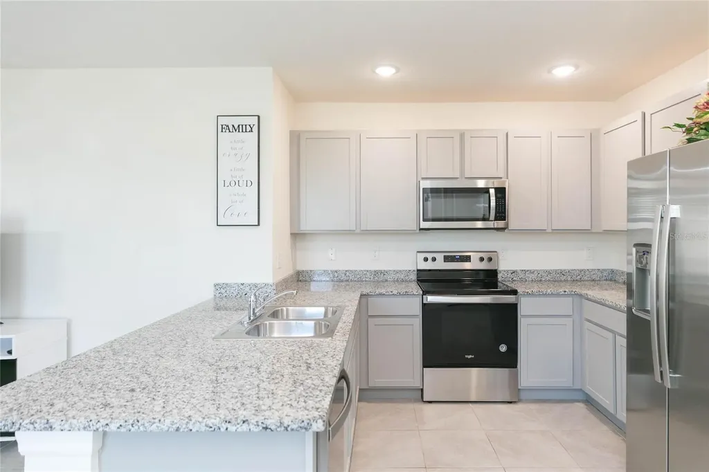 2839 Maiden Grass Isle Wesley Chapel FL 33543