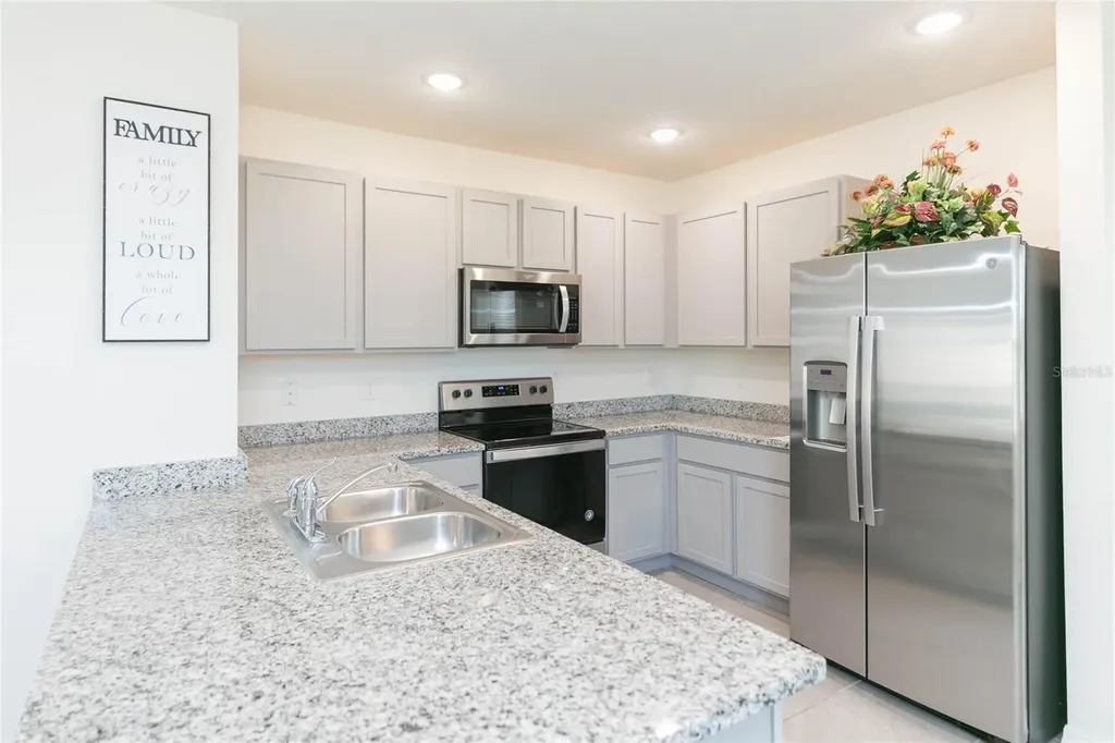 2839 Maiden Grass Isle Wesley Chapel FL 33543