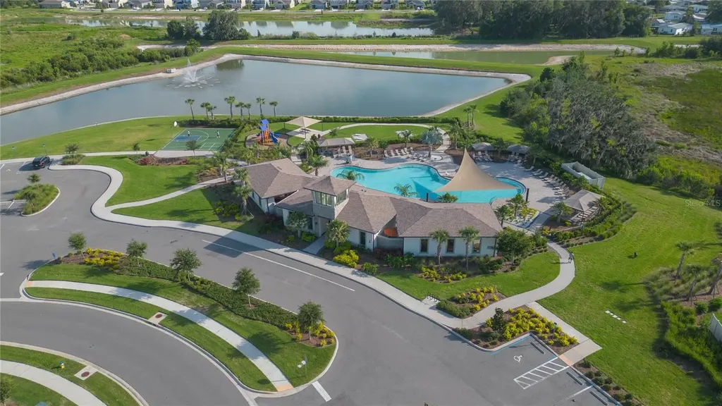 2839 Maiden Grass Isle Wesley Chapel FL 33543