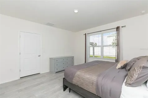 2839 Maiden Grass Isle Wesley Chapel FL 33543