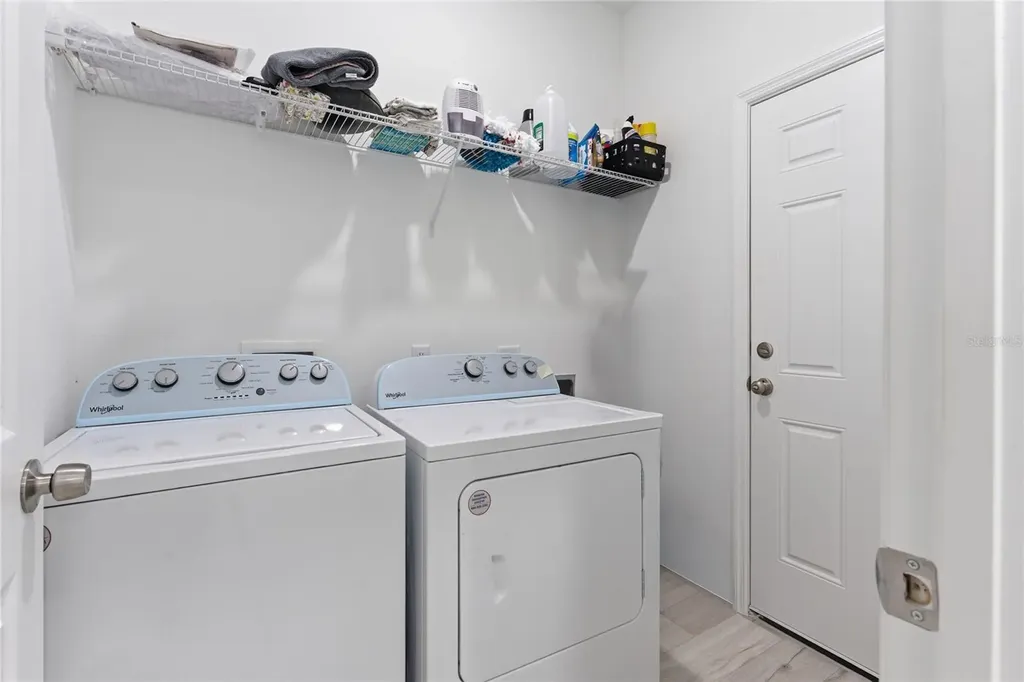 14 Fisher Place Ocklawaha FL 32179