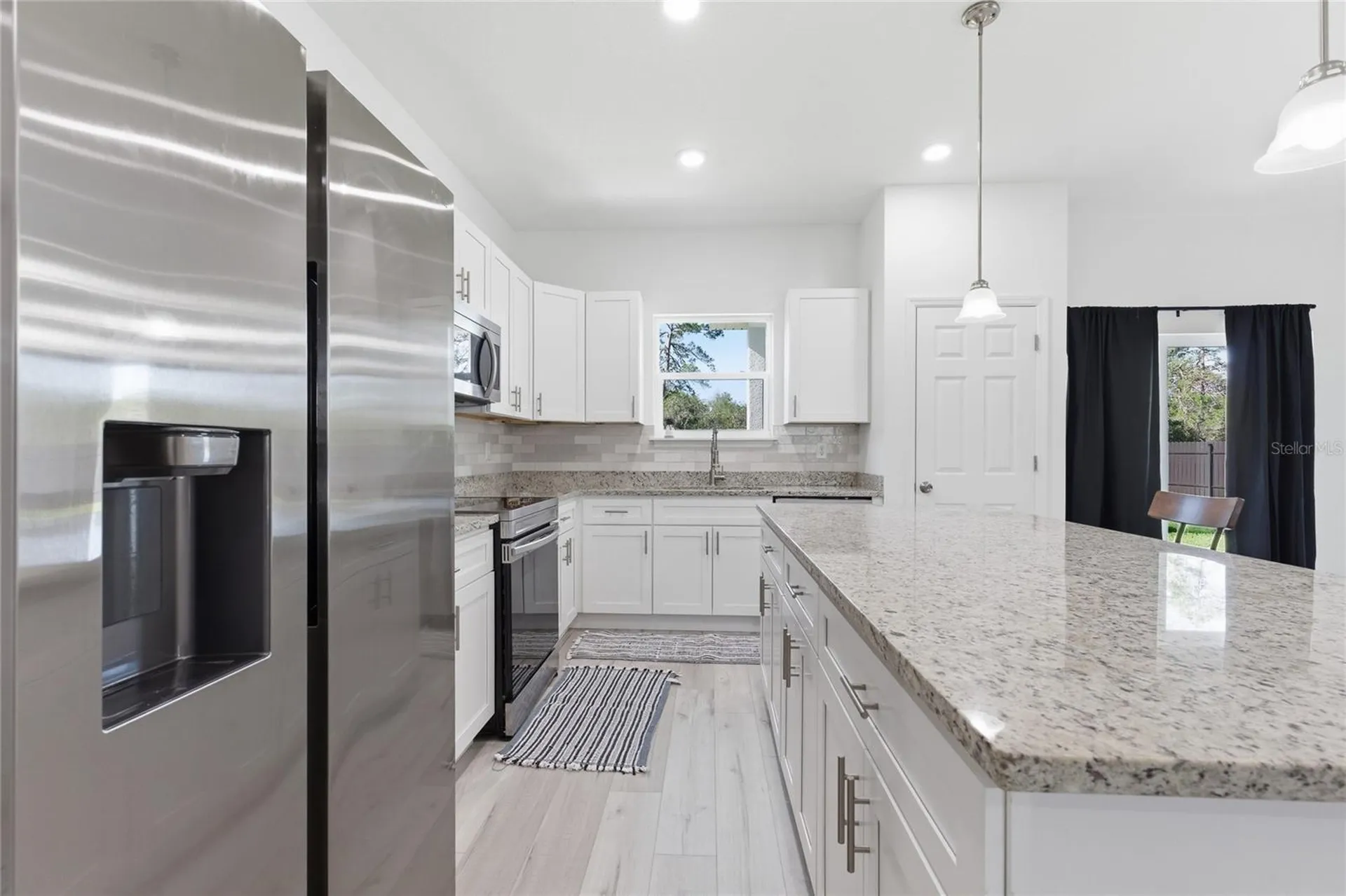 14 Fisher Place Ocklawaha FL 32179