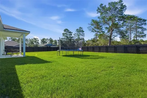 14 Fisher Place Ocklawaha FL 32179