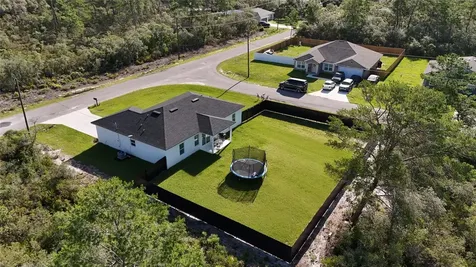 14 Fisher Place Ocklawaha FL 32179