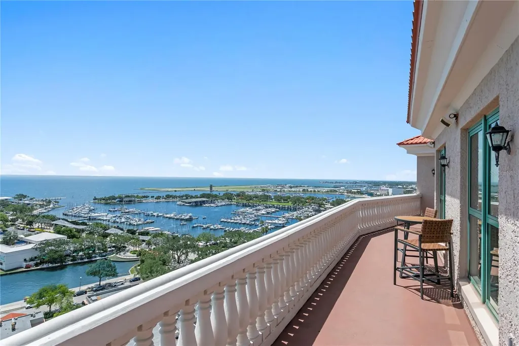 288 Beach Drive NE St Petersburg FL 33701