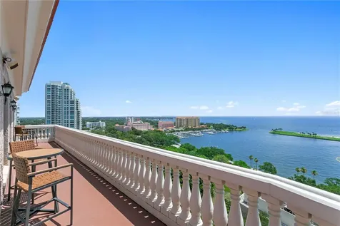 288 Beach Drive NE St Petersburg FL 33701