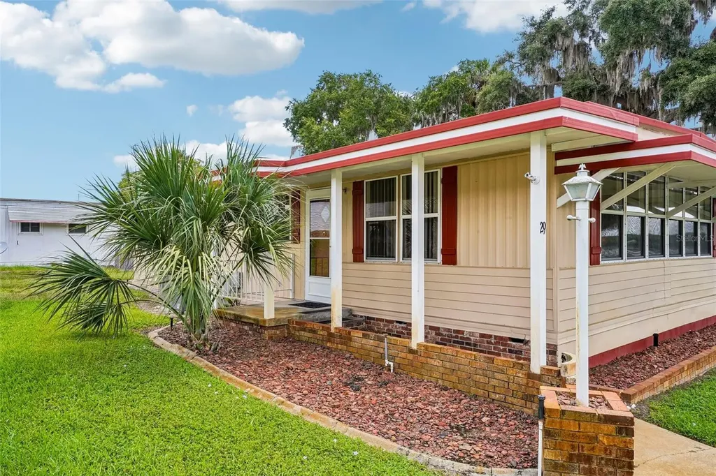 29 Harbor Oaks Drive Fruitland Park FL 34731