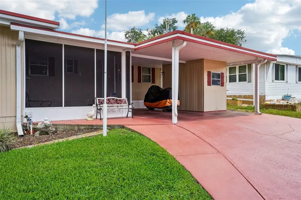 29 Harbor Oaks Drive Fruitland Park FL 34731
