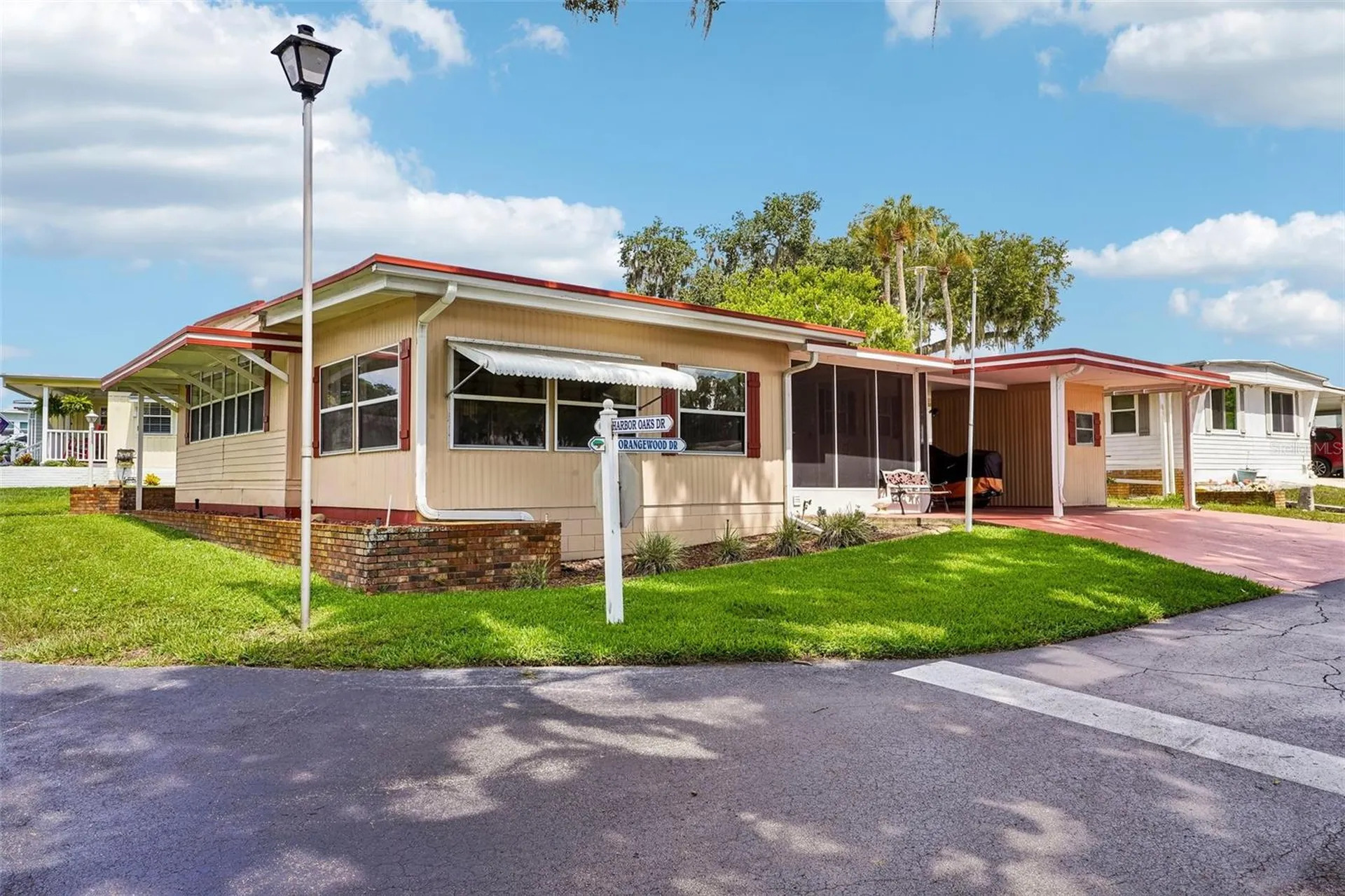 29 Harbor Oaks Drive Fruitland Park FL 34731