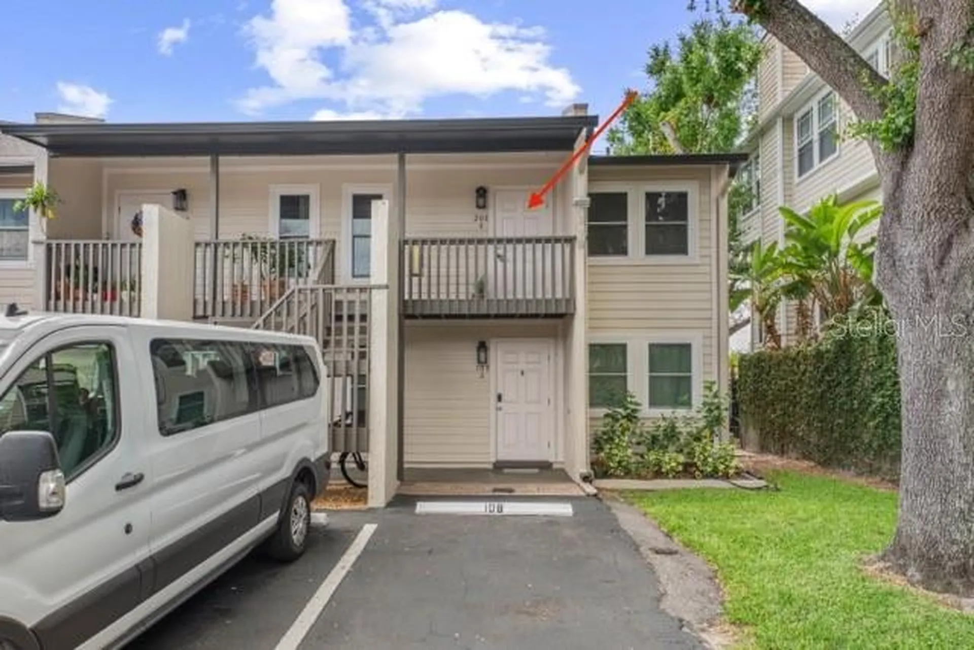 527 S Lincoln Avenue Tampa FL 33609