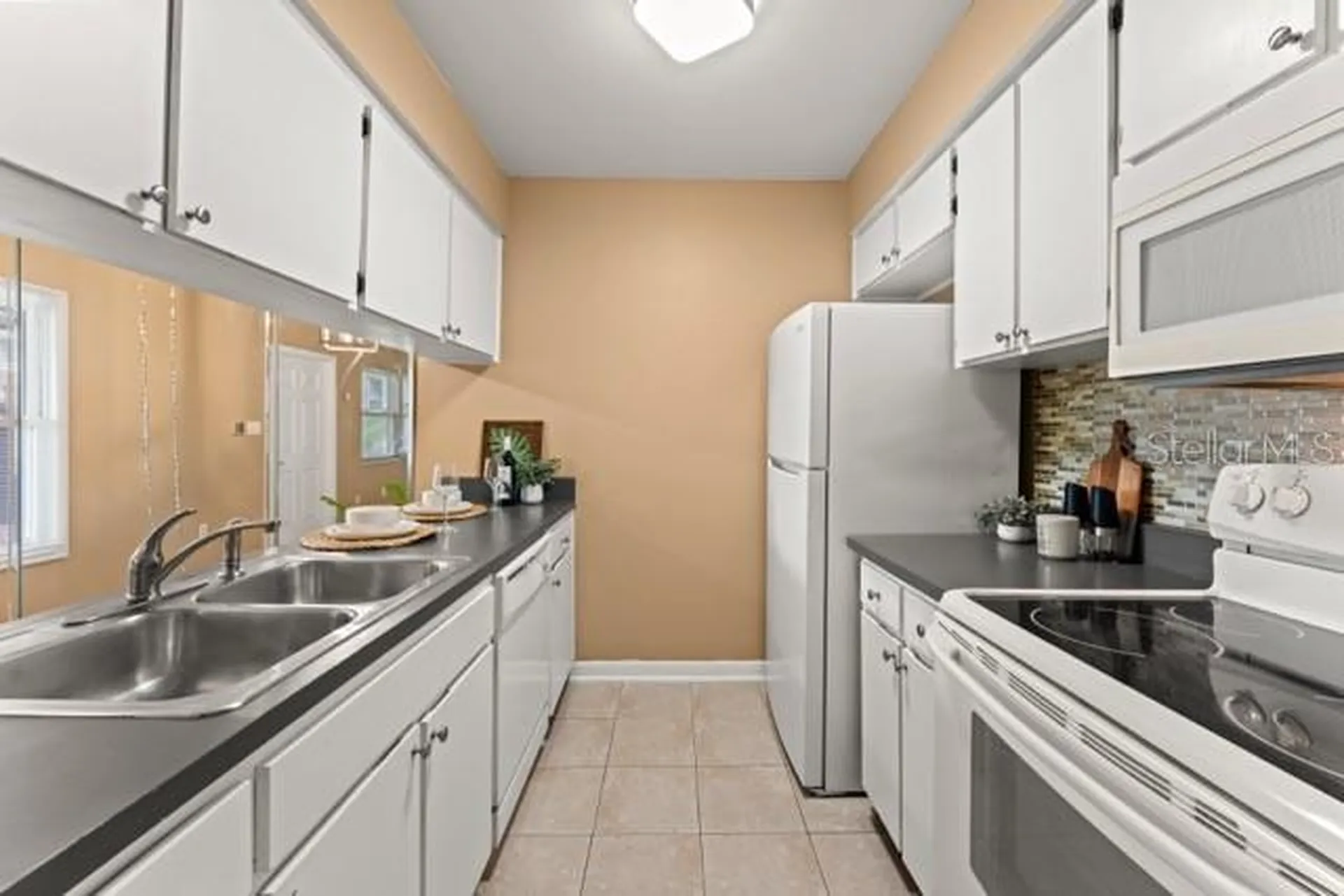 527 S Lincoln Avenue Tampa FL 33609