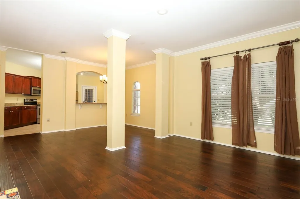 180 Villa Di Este Terrace Lake Mary FL 32746