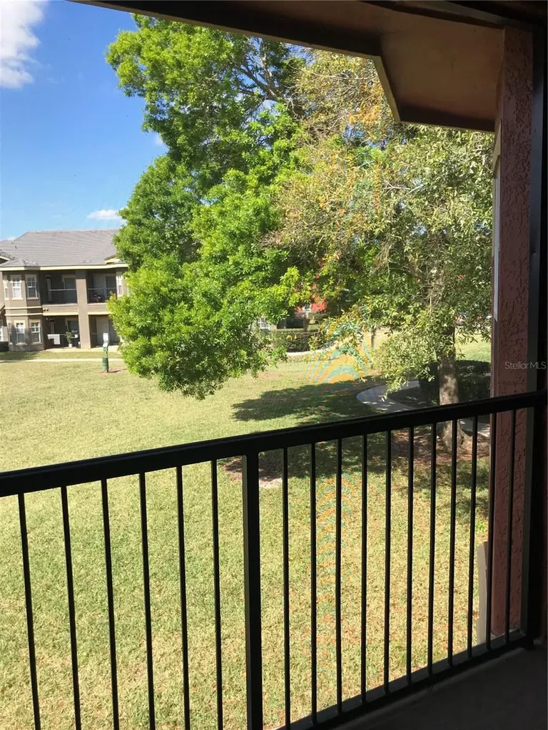 180 Villa Di Este Terrace Lake Mary FL 32746