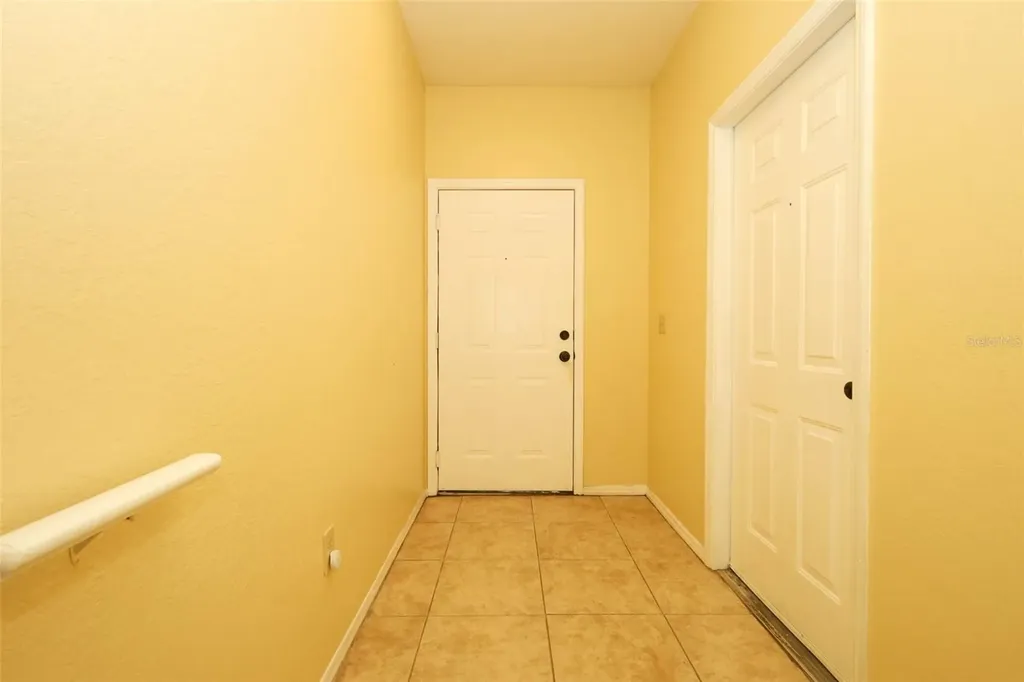 180 Villa Di Este Terrace Lake Mary FL 32746