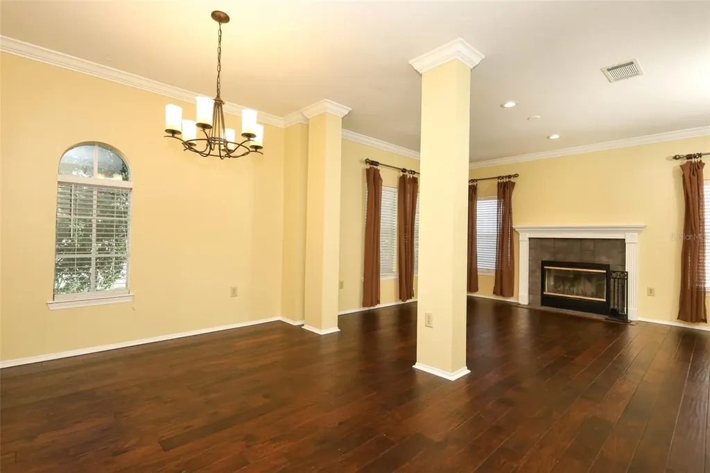 180 Villa Di Este Terrace Lake Mary FL 32746