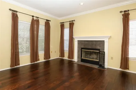 180 Villa Di Este Terrace Lake Mary FL 32746